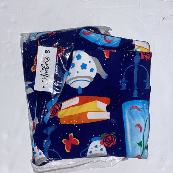 Ambrie Enchanted Library leggings - Picture 5 of 7